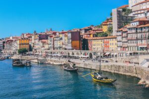 Lisbonne en 4 Jours : Guide Pratique et Budget